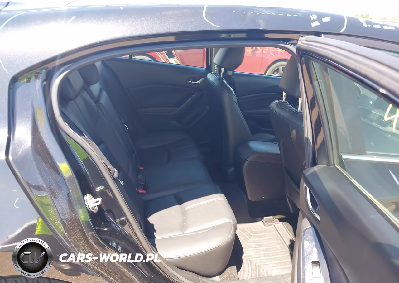 2018 Mazda Mazda3 Touring VIN:3MZBN1L30JM193221 - 8