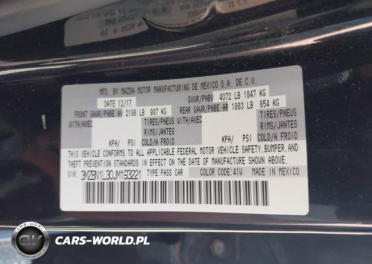 2018 Mazda Mazda3 Touring VIN:3MZBN1L30JM193221 - 9