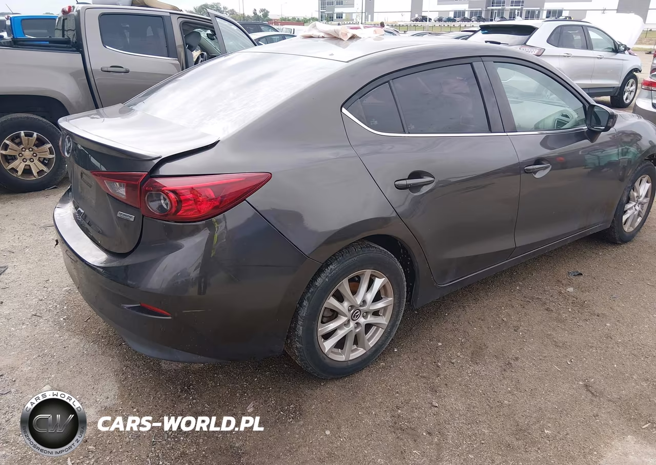 2015 Mazda Mazda3 I Touring VIN:3MZBM1V7XFM204042 - 4