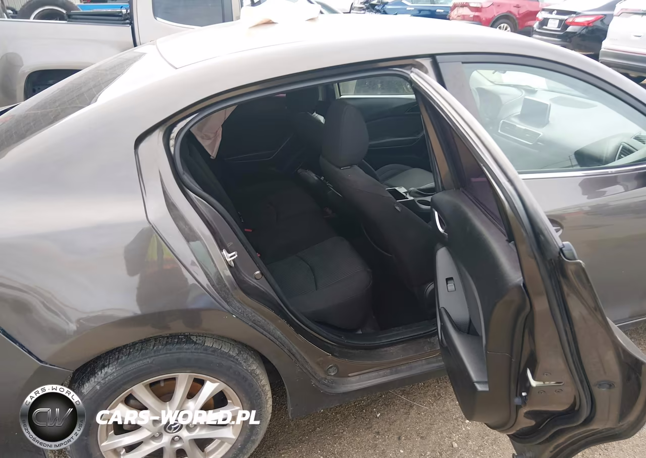 2015 Mazda Mazda3 I Touring VIN:3MZBM1V7XFM204042 - 8
