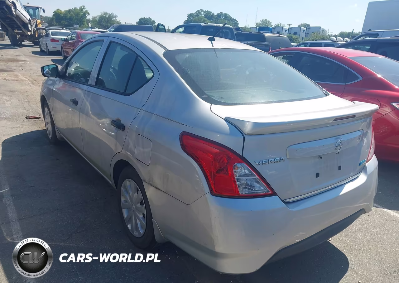 2016 Nissan Versa 1.6 S+ VIN:3N1CN7AP1GL828884 - 3