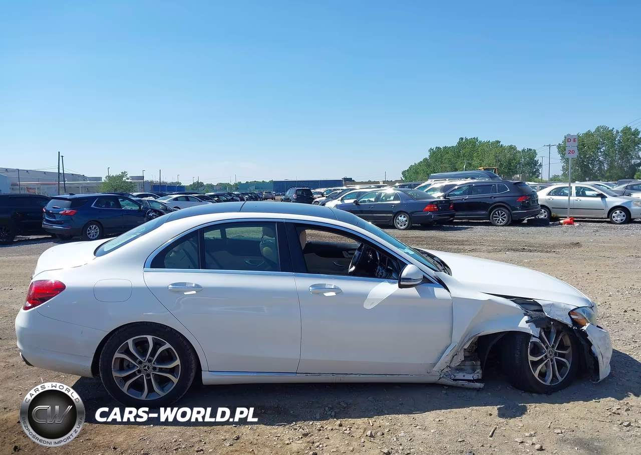 2017 Mercedes-Benz C 300 4Matic VIN:55SWF4KB7HU224747 - 13