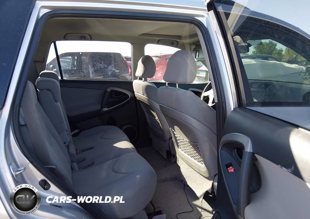 2007 Toyota Rav4 Limited VIN:JTMBD31V976053652 - 8