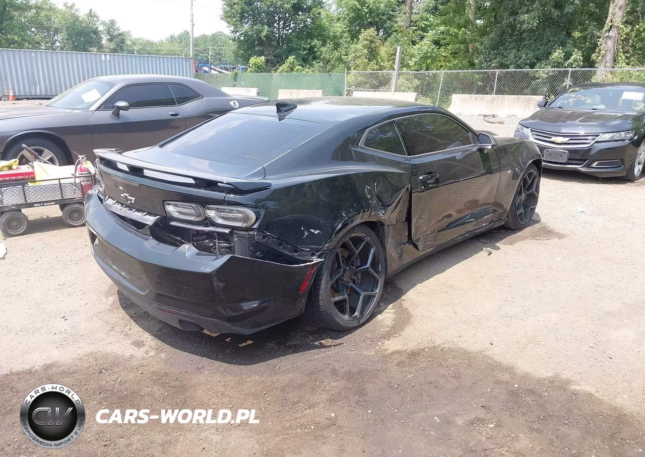 2019 Chevrolet Camaro 2Ss VIN:1G1FH1R7XK0112356 - 4