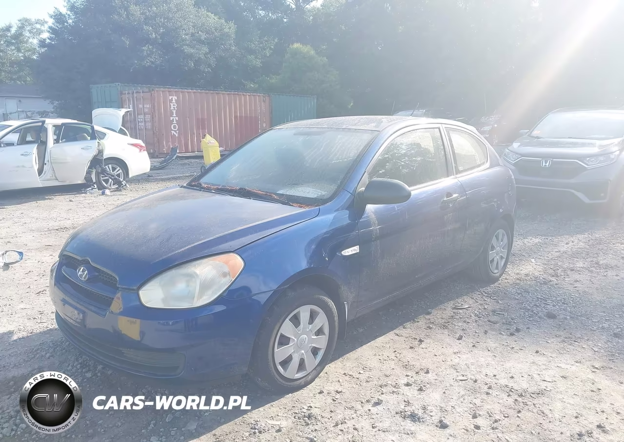2007 Hyundai Accent Gs VIN:KMHCM36C07U023717 - 6