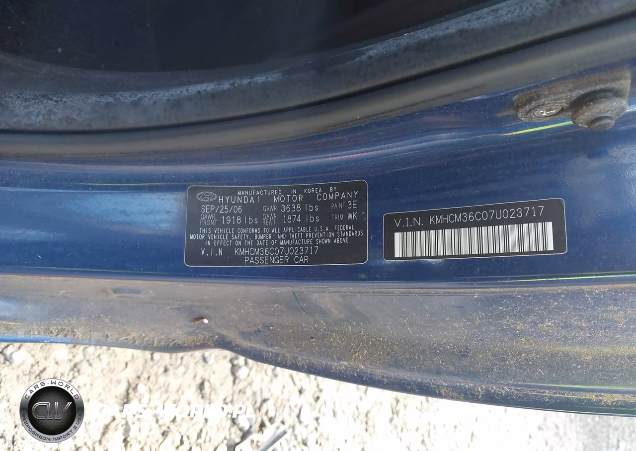 2007 Hyundai Accent Gs VIN:KMHCM36C07U023717 - 9