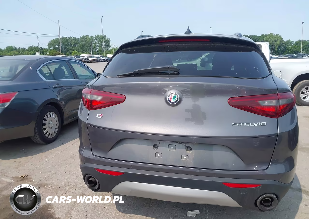 2018 Alfa Romeo Stelvio Ti Sport Awd VIN:ZASFAKNN1J7B99969 - 16