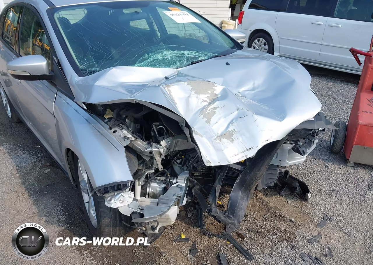 2014 Ford Focus Se VIN:1FADP3K21EL277541 - 18