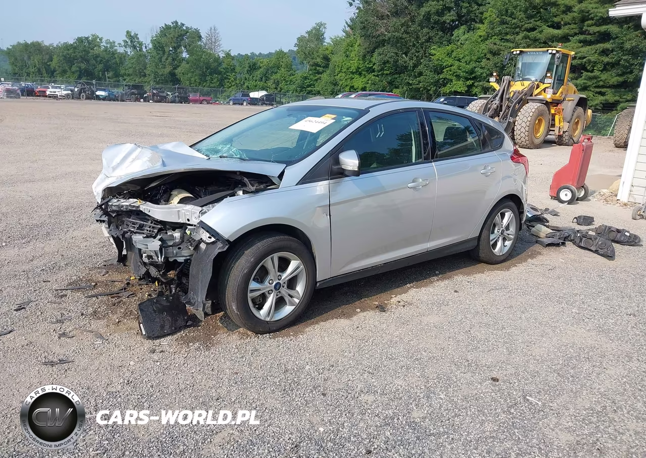 2014 Ford Focus Se VIN:1FADP3K21EL277541 - 2