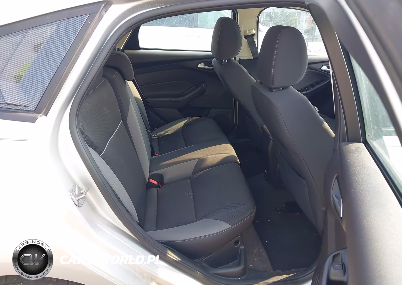 2014 Ford Focus Se VIN:1FADP3K21EL277541 - 8