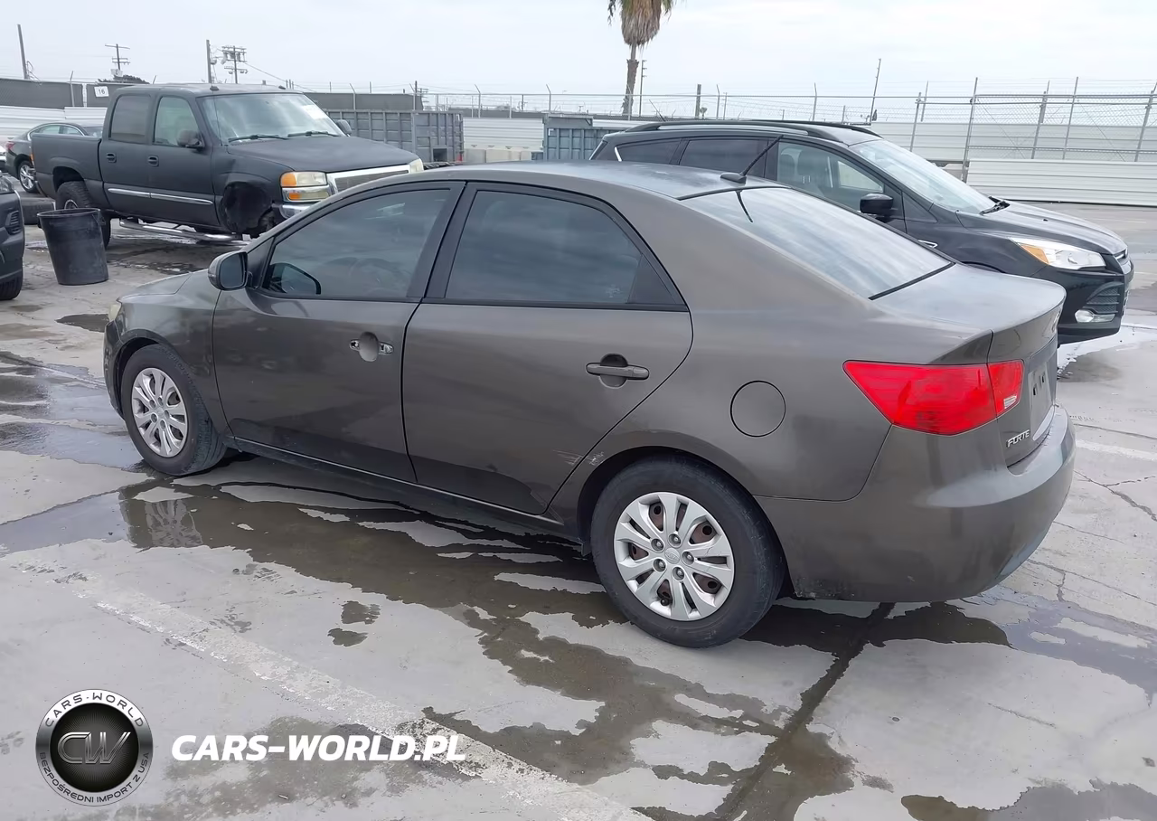 2011 Kia Forte Ex VIN:KNAFU4A22B5402739 - 3