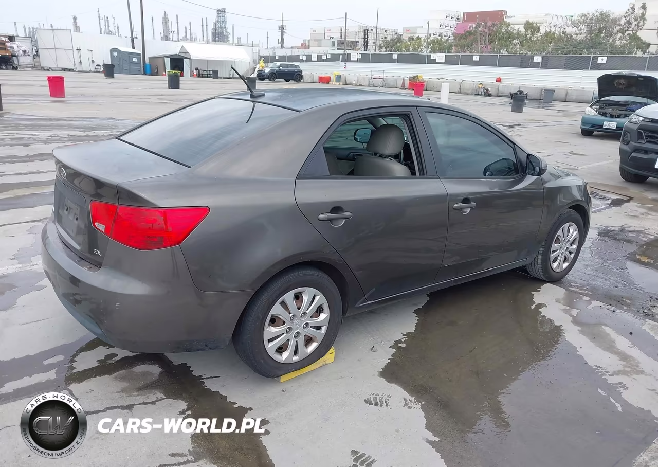 2011 Kia Forte Ex VIN:KNAFU4A22B5402739 - 4
