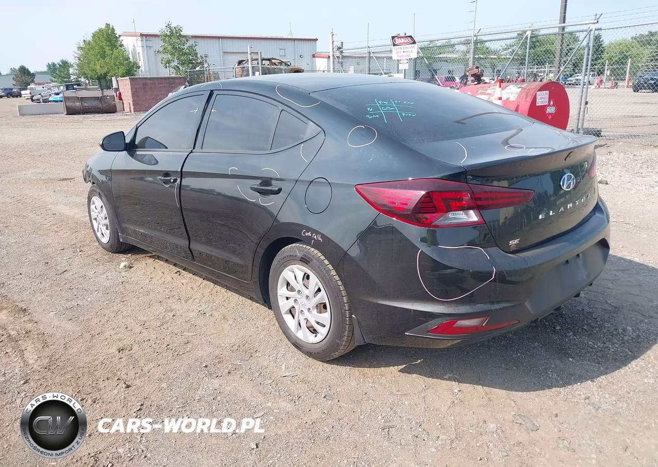 2019 Hyundai Elantra Se VIN:5NPD74LF5KH480904 - 3