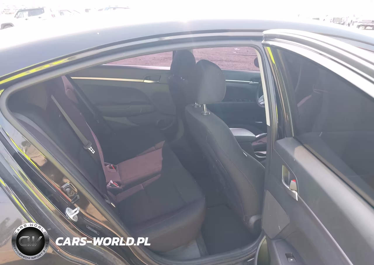 2019 Hyundai Elantra Se VIN:5NPD74LF5KH480904 - 8