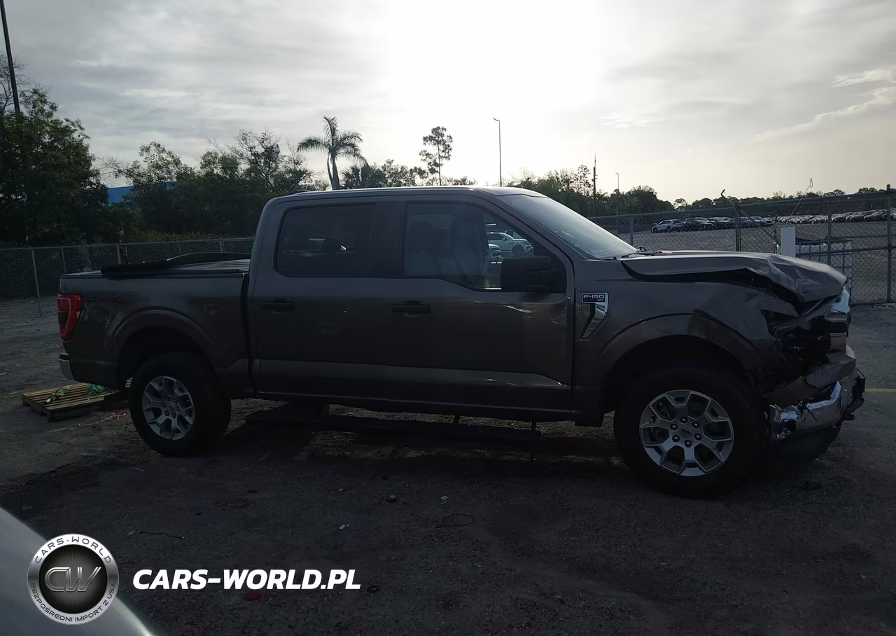 2023 FORD F-150 XLT VIN:1FTFW1E51PFC34285 - 13