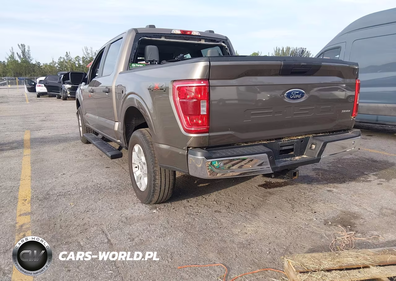 2023 FORD F-150 XLT VIN:1FTFW1E51PFC34285 - 3