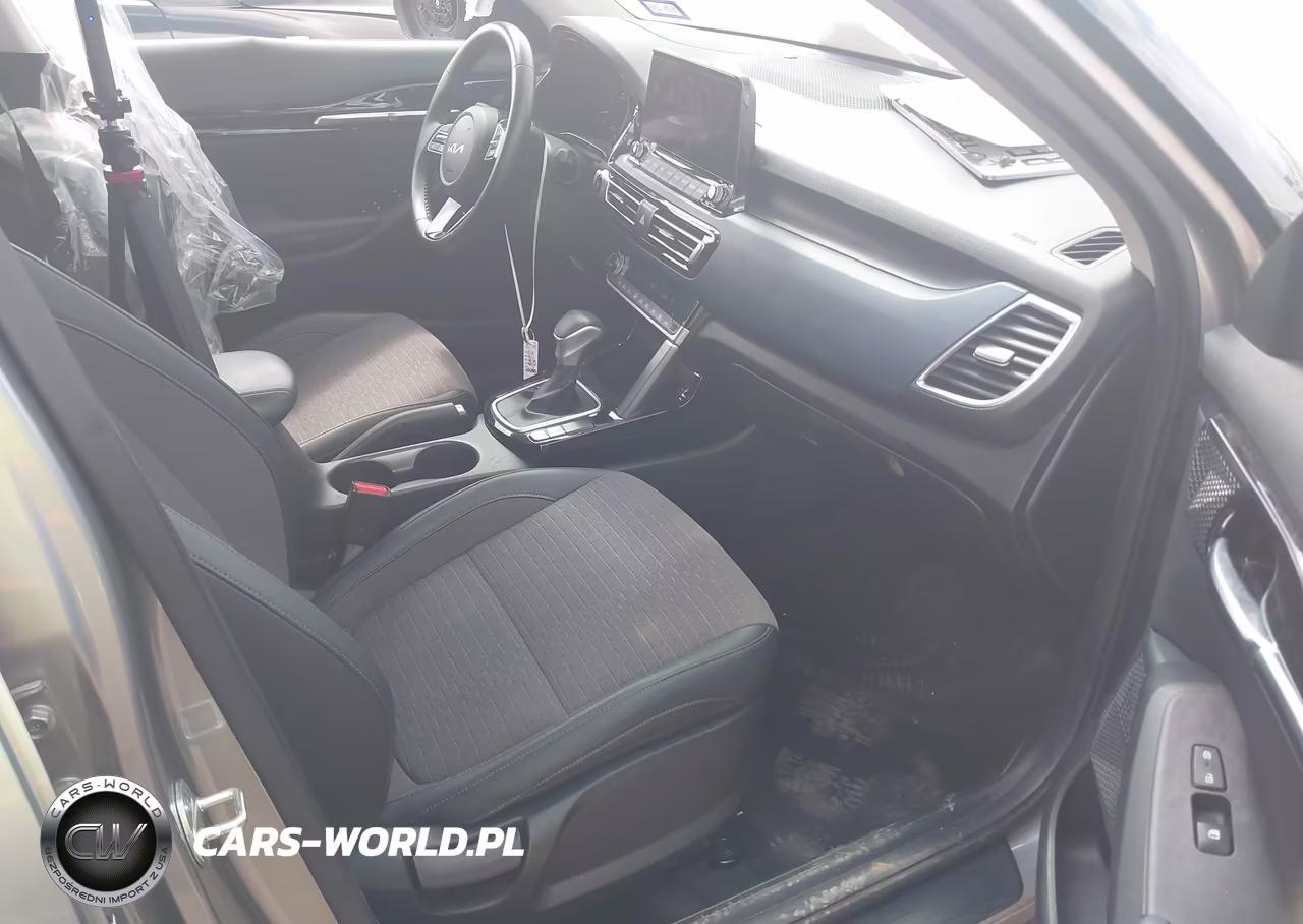 2022 Kia Seltos S VIN:KNDEU2AA2N7272254 - 5