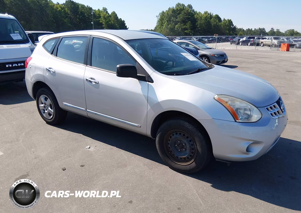 2013 Nissan Rogue S – zdjęcie 1 z 11