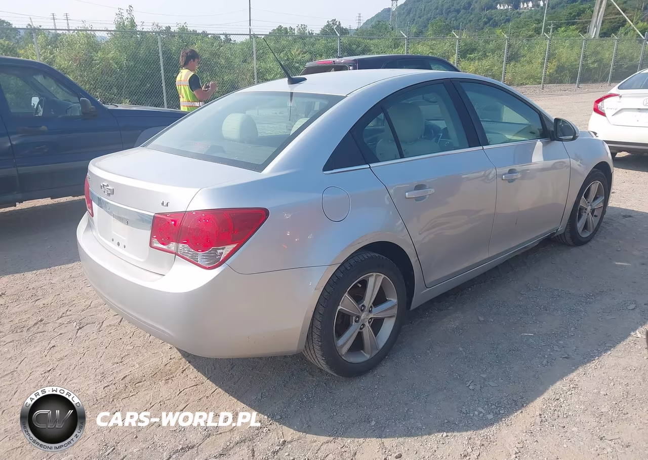 2014 Chevrolet Cruze 2Lt Auto VIN:1G1PE5SB0E7335696 - 4