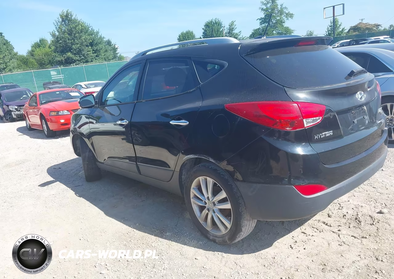 2010 Hyundai Tucson Limited VIN:KM8JU3ACXAU101362 - 3