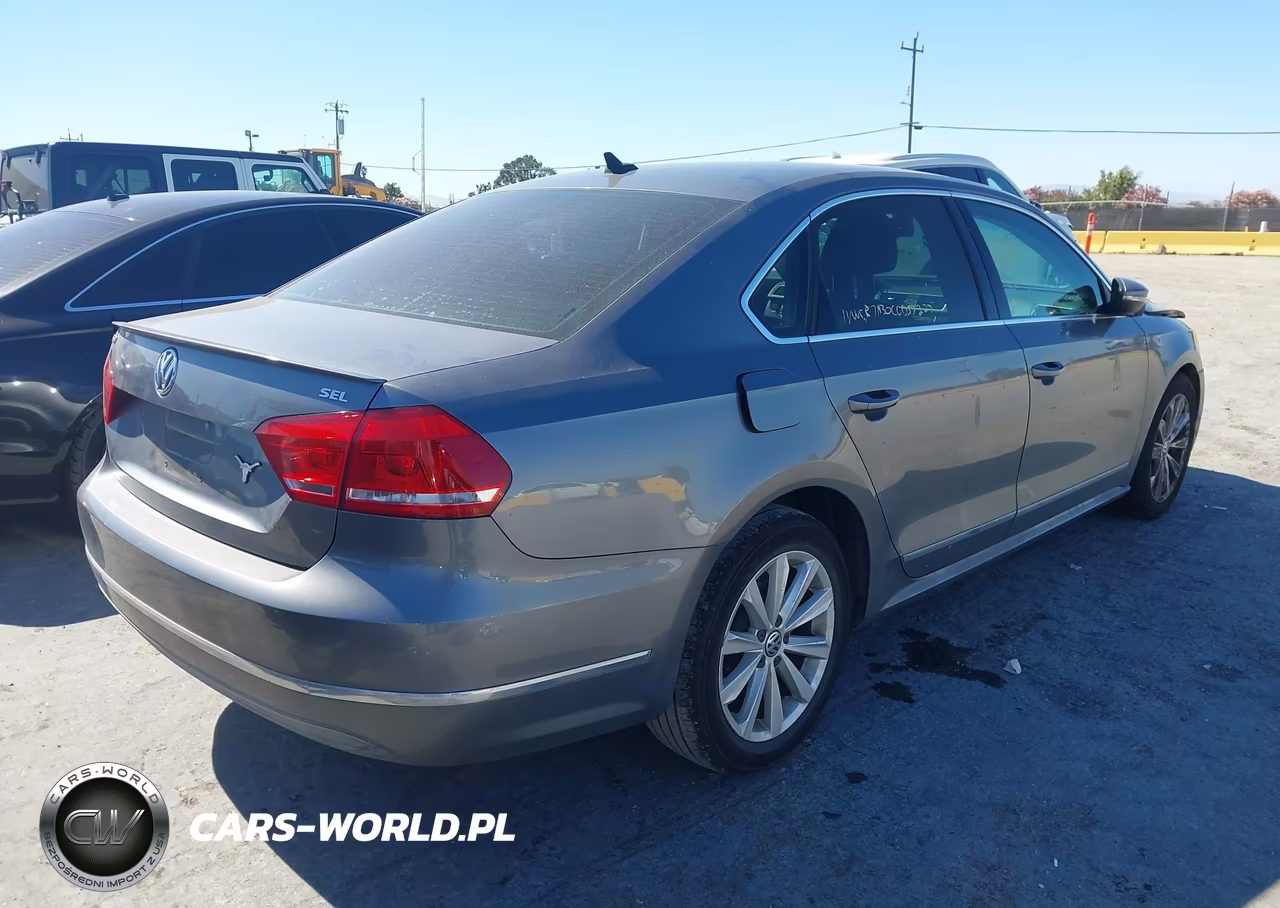 2012 Volkswagen Passat 2.5L Sel VIN:1VWCP7A30CC057227 - 4