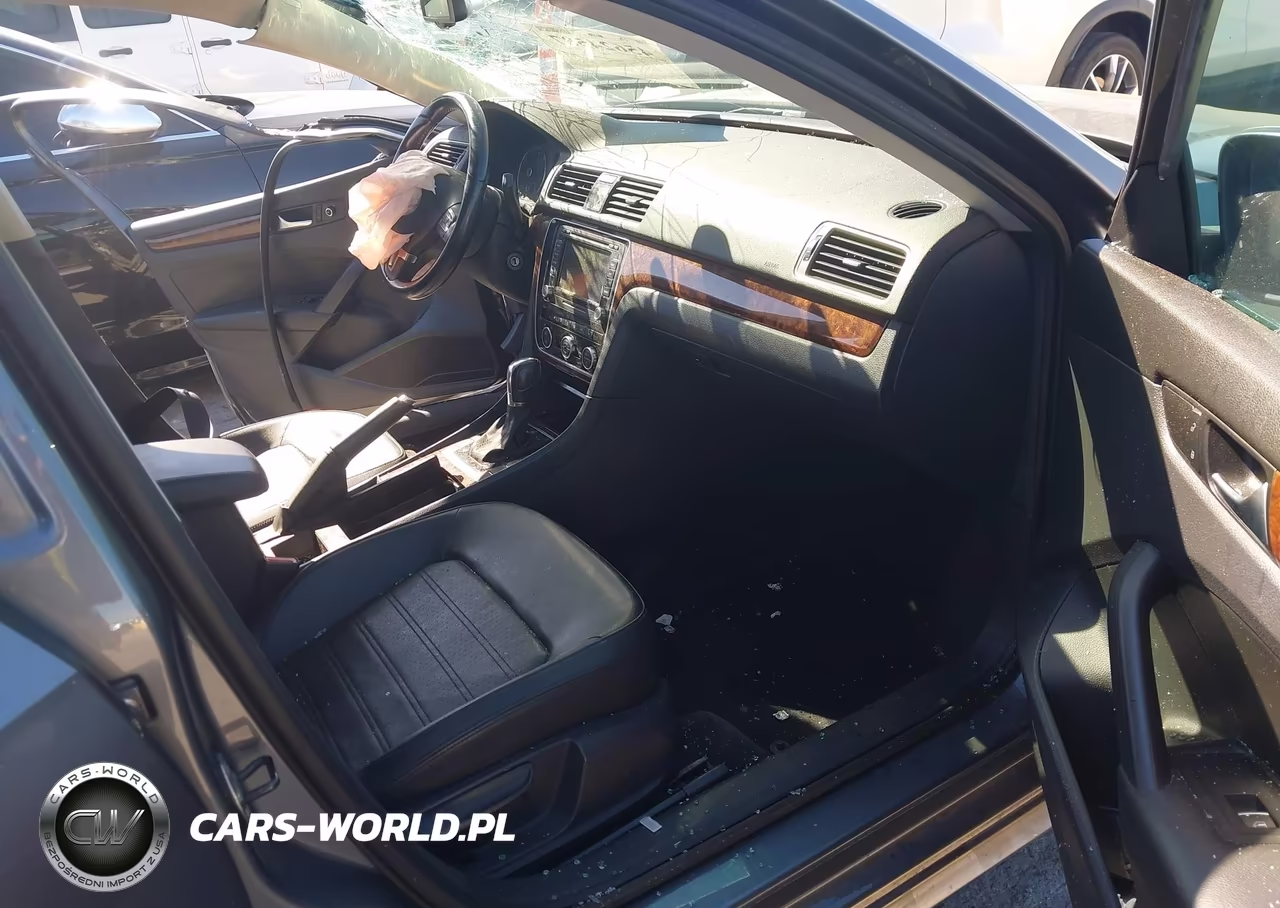 2012 Volkswagen Passat 2.5L Sel VIN:1VWCP7A30CC057227 - 5