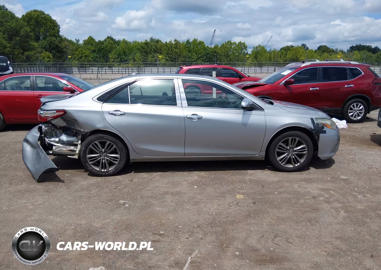 2016 Toyota Camry Se VIN:4T1BF1FK2GU557397 - 13