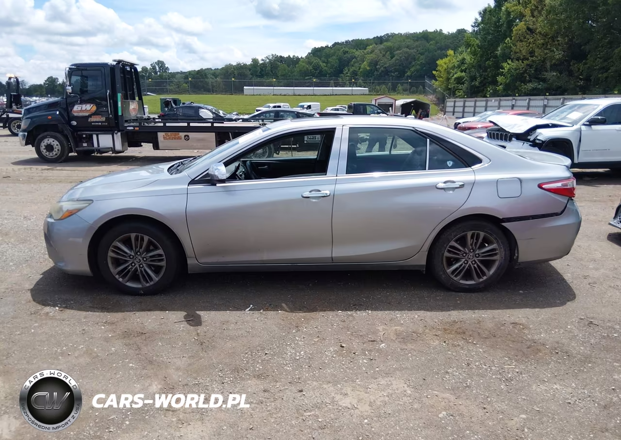2016 Toyota Camry Se VIN:4T1BF1FK2GU557397 - 14
