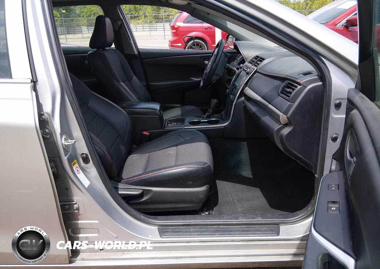 2016 Toyota Camry Se VIN:4T1BF1FK2GU557397 - 5