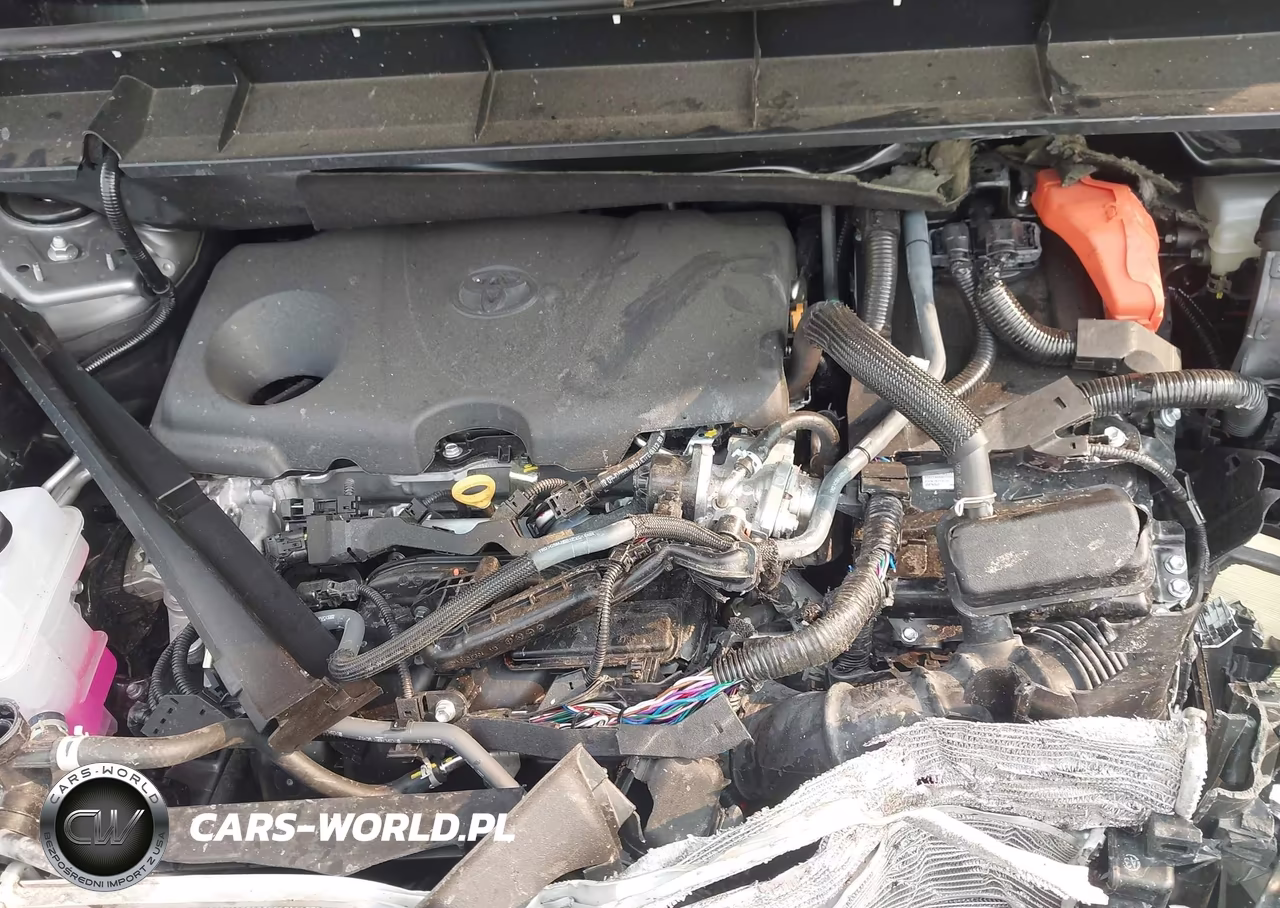 2026 Toyota Highlander Hybrid Platinum VIN:5TDEBRCH1TS713304 - 10