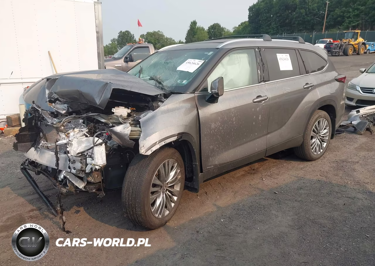 2026 Toyota Highlander Hybrid Platinum VIN:5TDEBRCH1TS713304 - 2