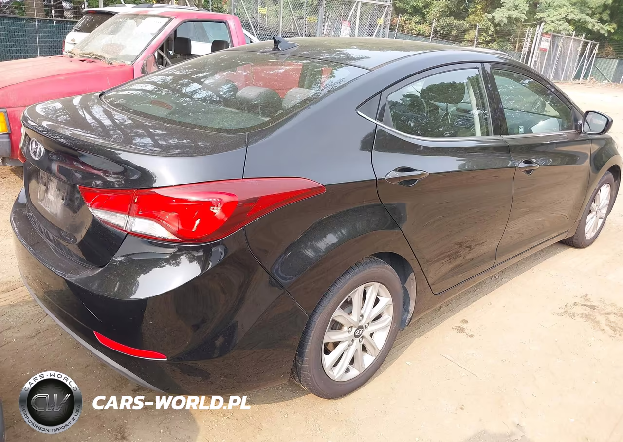 2015 Hyundai Elantra Se VIN:KMHDH4AE0FU235796 - 4