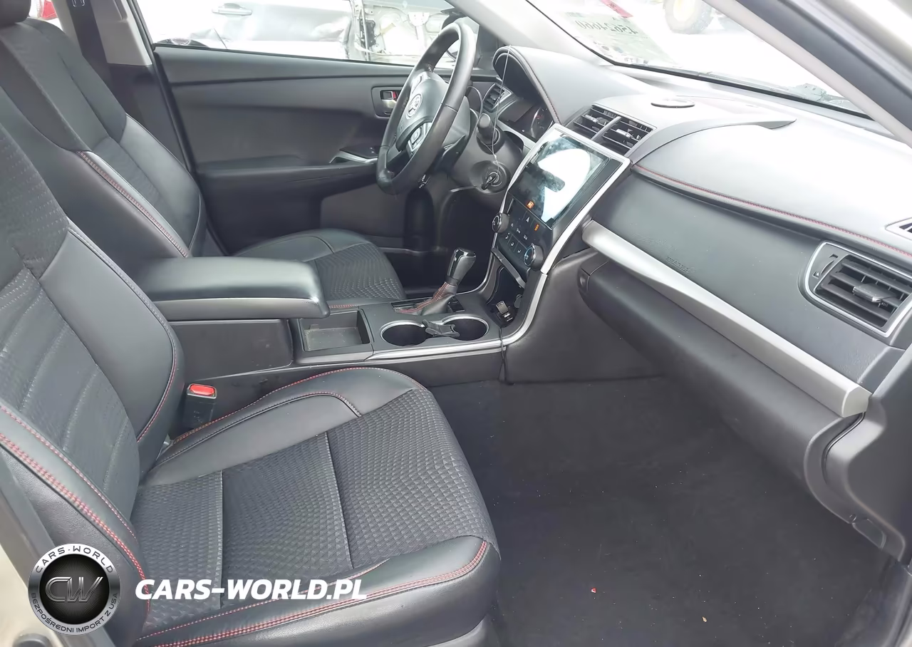 2015 Toyota Camry Se VIN:4T1BF1FK3FU109555 - 5
