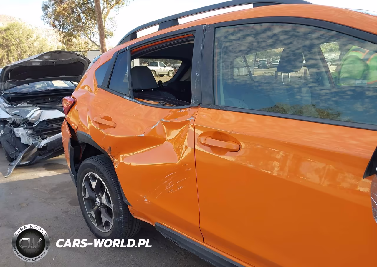 2018 Subaru Crosstrek 2.0I Premium VIN:JF2GTADC9JH234481 - 17