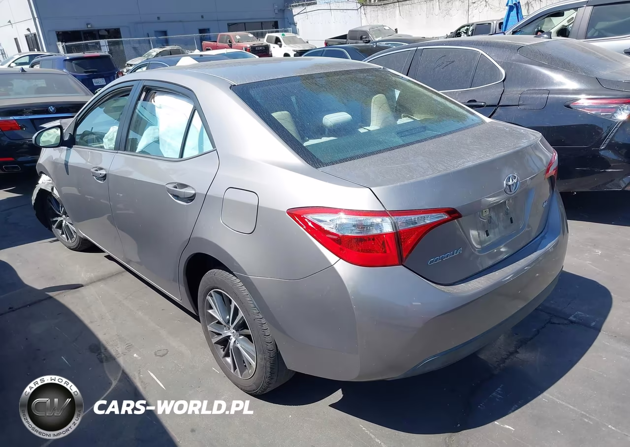 2016 Toyota Corolla Le Plus VIN:5YFBURHE0GP431309 - 3