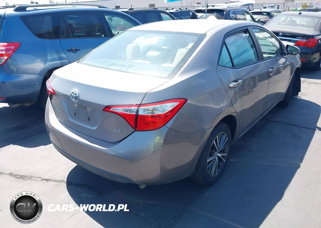 2016 Toyota Corolla Le Plus VIN:5YFBURHE0GP431309 - 4