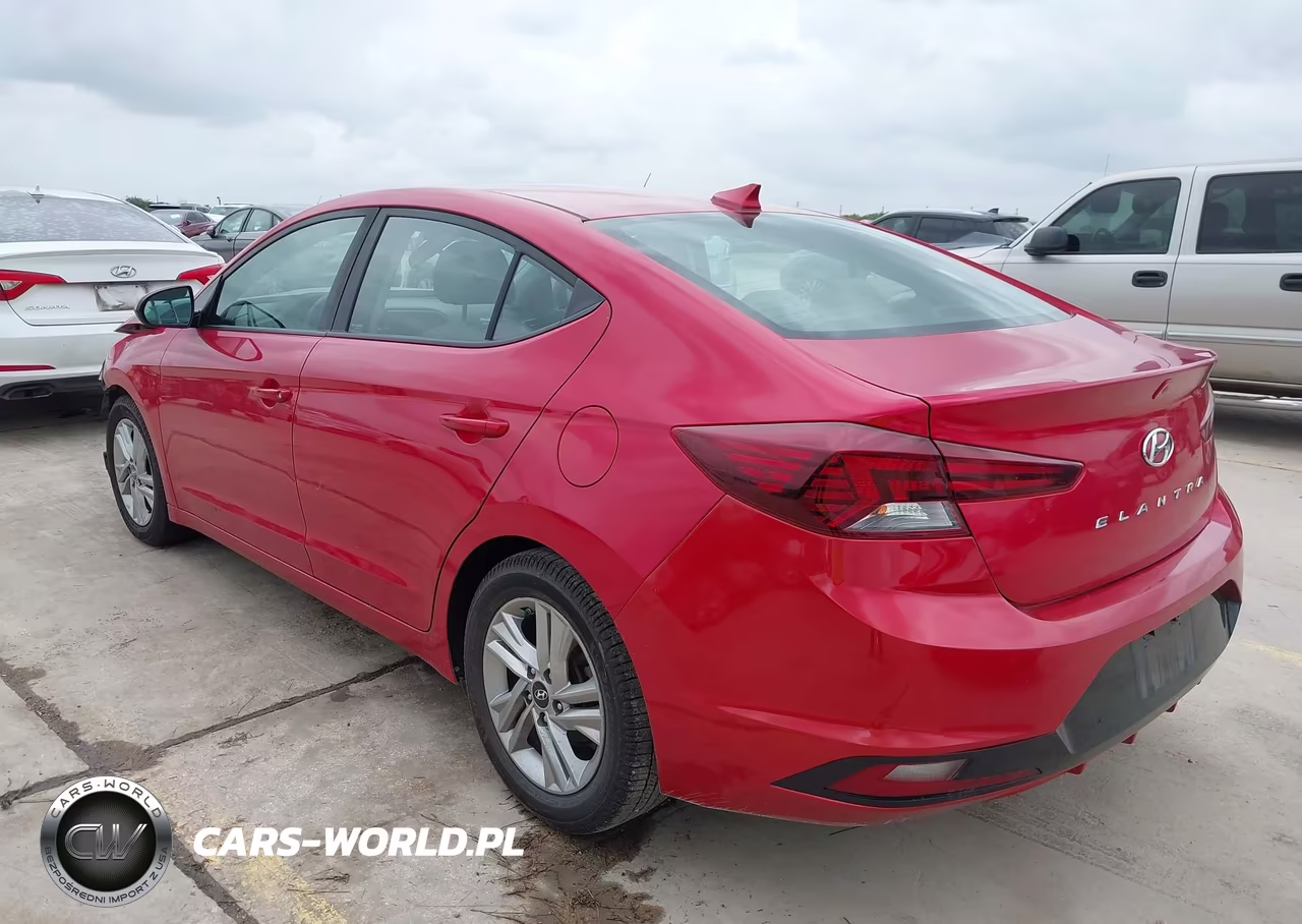 2020 Hyundai Elantra Sel VIN:5NPD84LF9LH552329 - 3