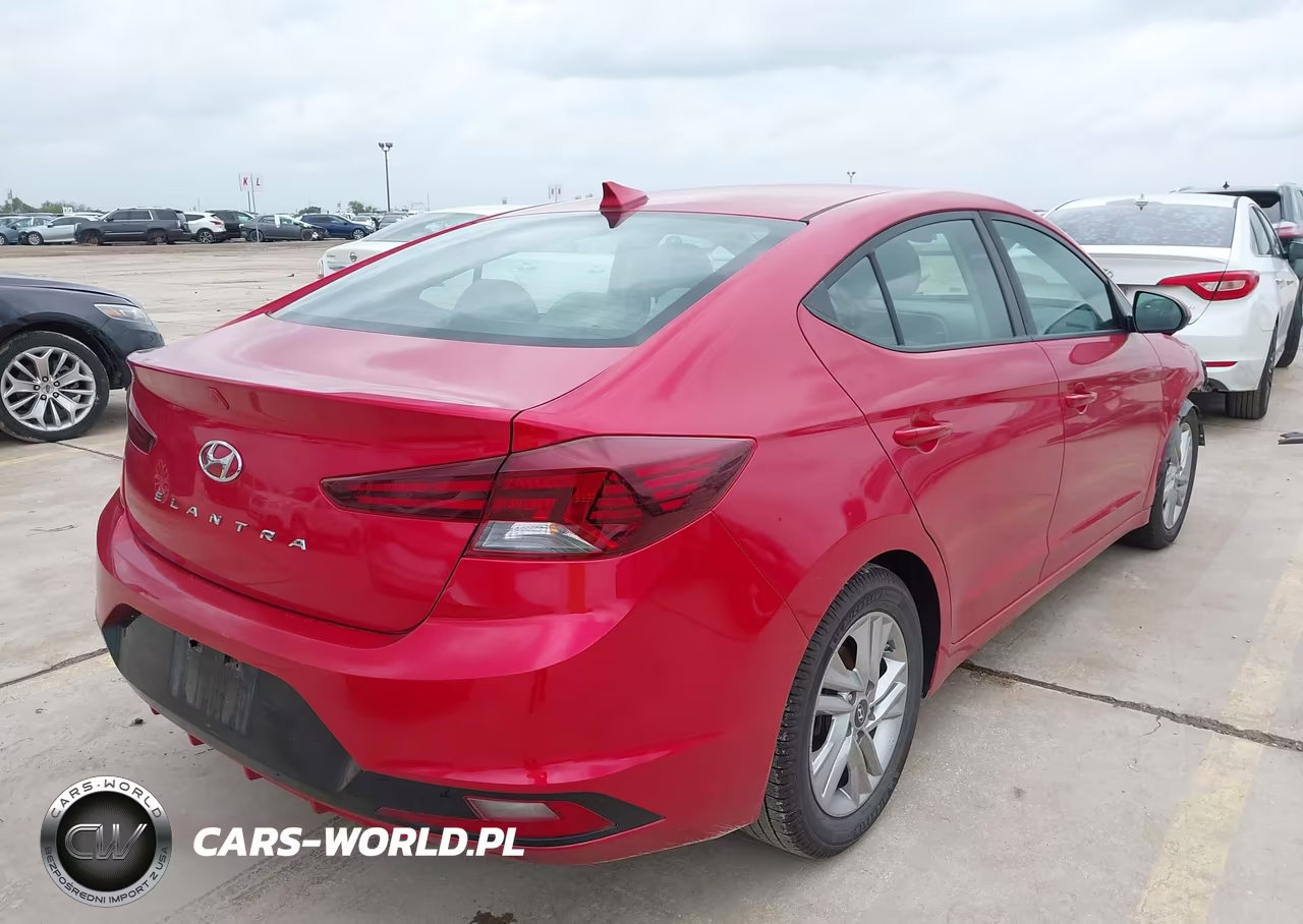 2020 Hyundai Elantra Sel VIN:5NPD84LF9LH552329 - 4