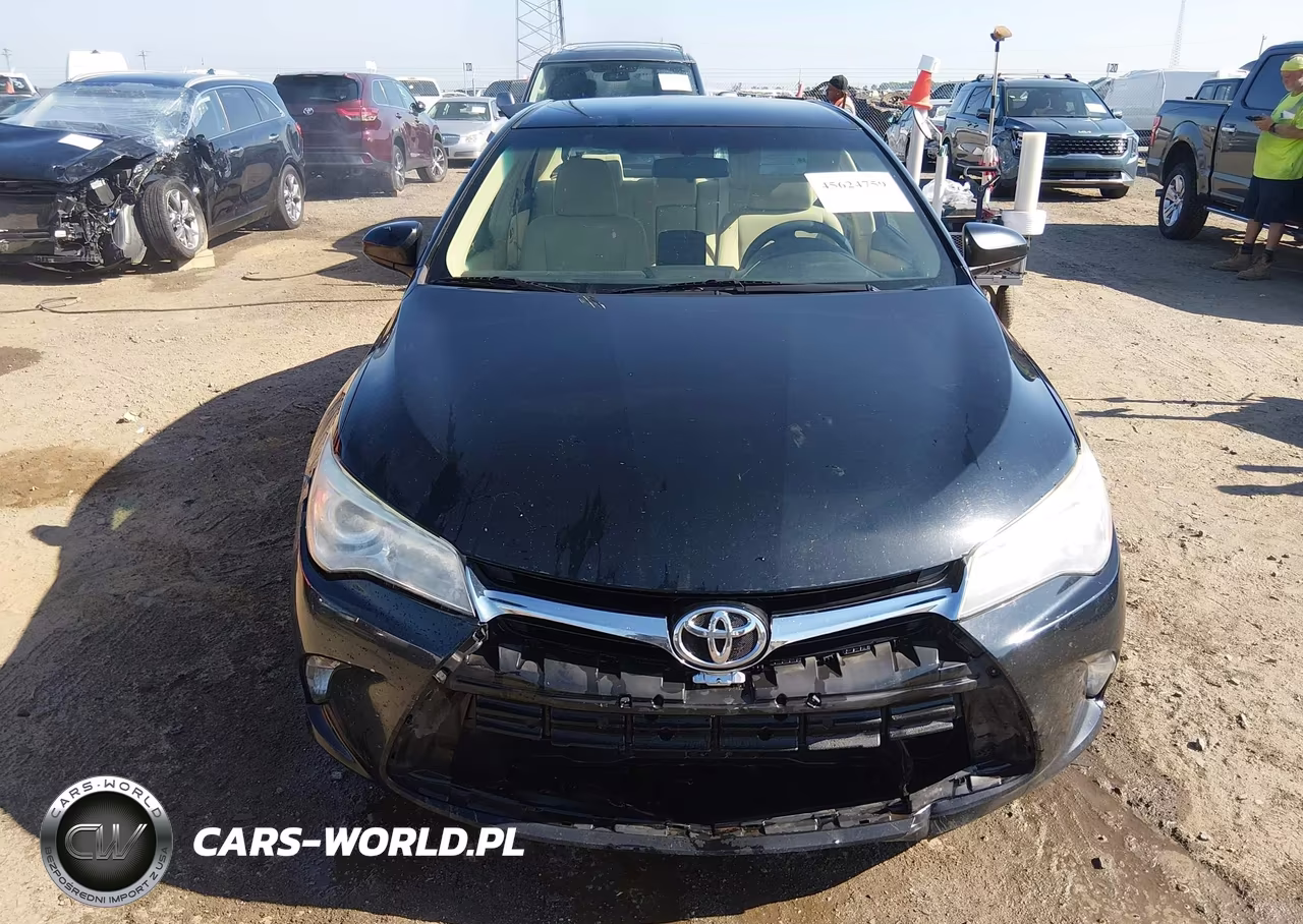 2015 Toyota Camry Le VIN:4T1BF1FK2FU043645 - 12