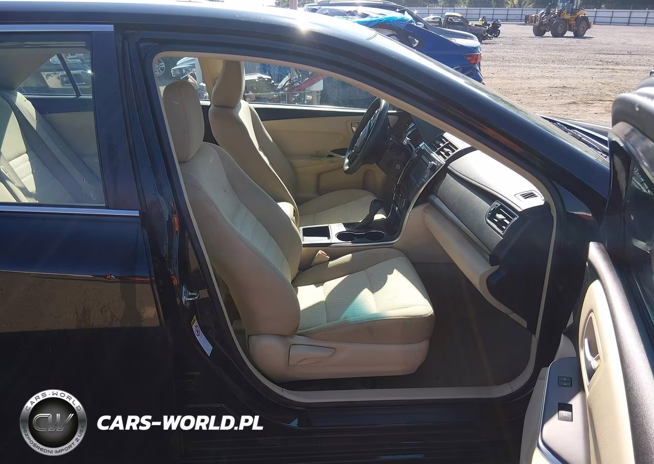 2015 Toyota Camry Le VIN:4T1BF1FK2FU043645 - 5