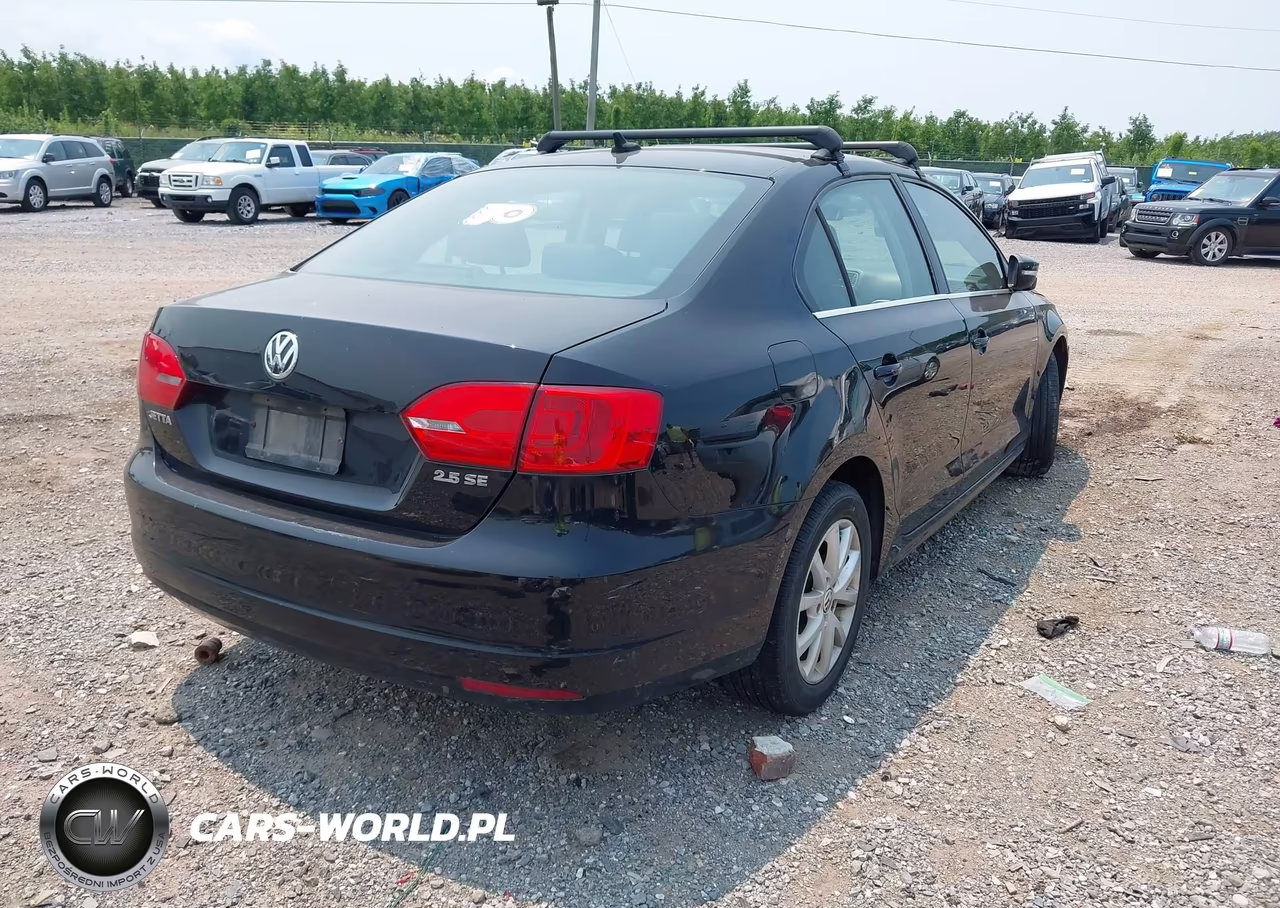 2013 Volkswagen Jetta 2.5L Se VIN:3VWDP7AJ4DM257319 - 4