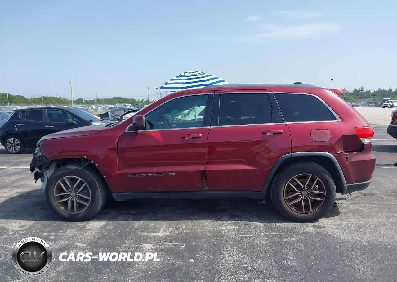 2018 Jeep Grand Cherokee Laredo E 4X2 VIN:1C4RJEAG0JC363802 - 14