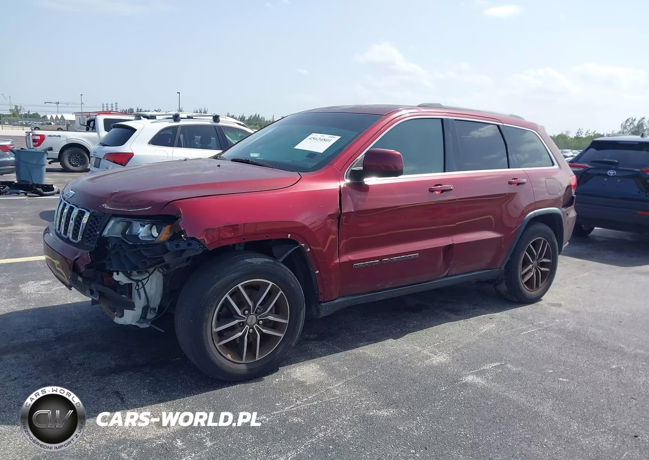 2018 Jeep Grand Cherokee Laredo E 4X2 VIN:1C4RJEAG0JC363802 - 2