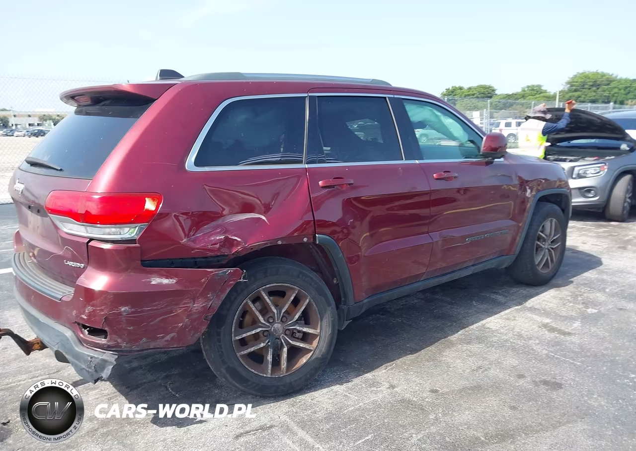 2018 Jeep Grand Cherokee Laredo E 4X2 VIN:1C4RJEAG0JC363802 - 4