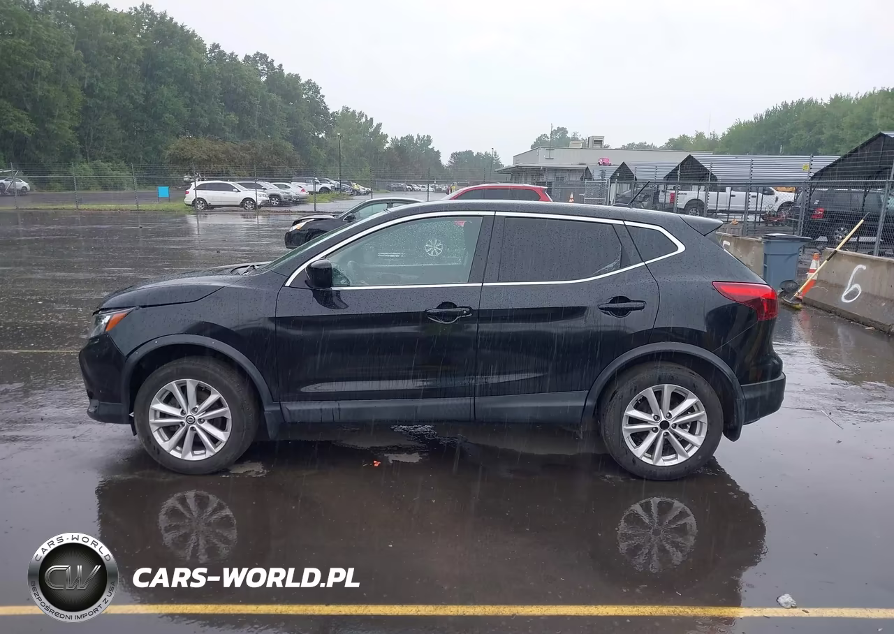 2019 Nissan Rogue Sport S VIN:JN1BJ1CR5KW321038 - 14