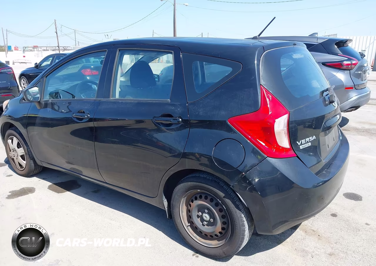 2015 Nissan Versa Note S Plus VIN:3N1CE2CPXFL401718 - 3