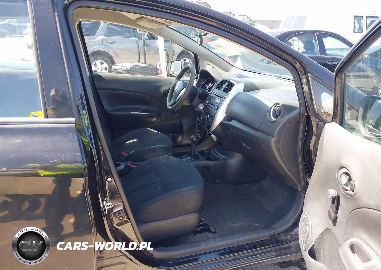 2015 Nissan Versa Note S Plus VIN:3N1CE2CPXFL401718 - 5