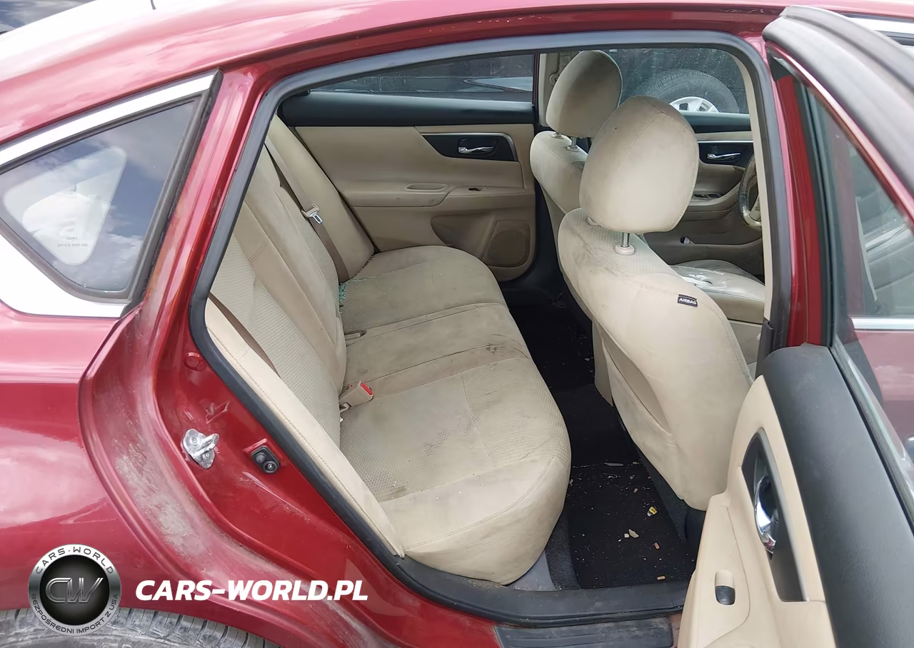 2015 Nissan Altima 2.5 S VIN:1N4AL3AP9FN882375 - 8