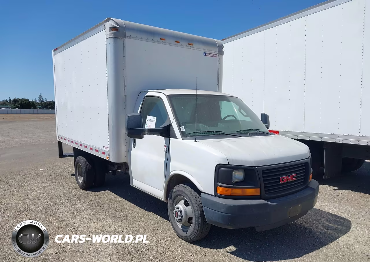 2016 GMC Savana Cutaway 3500