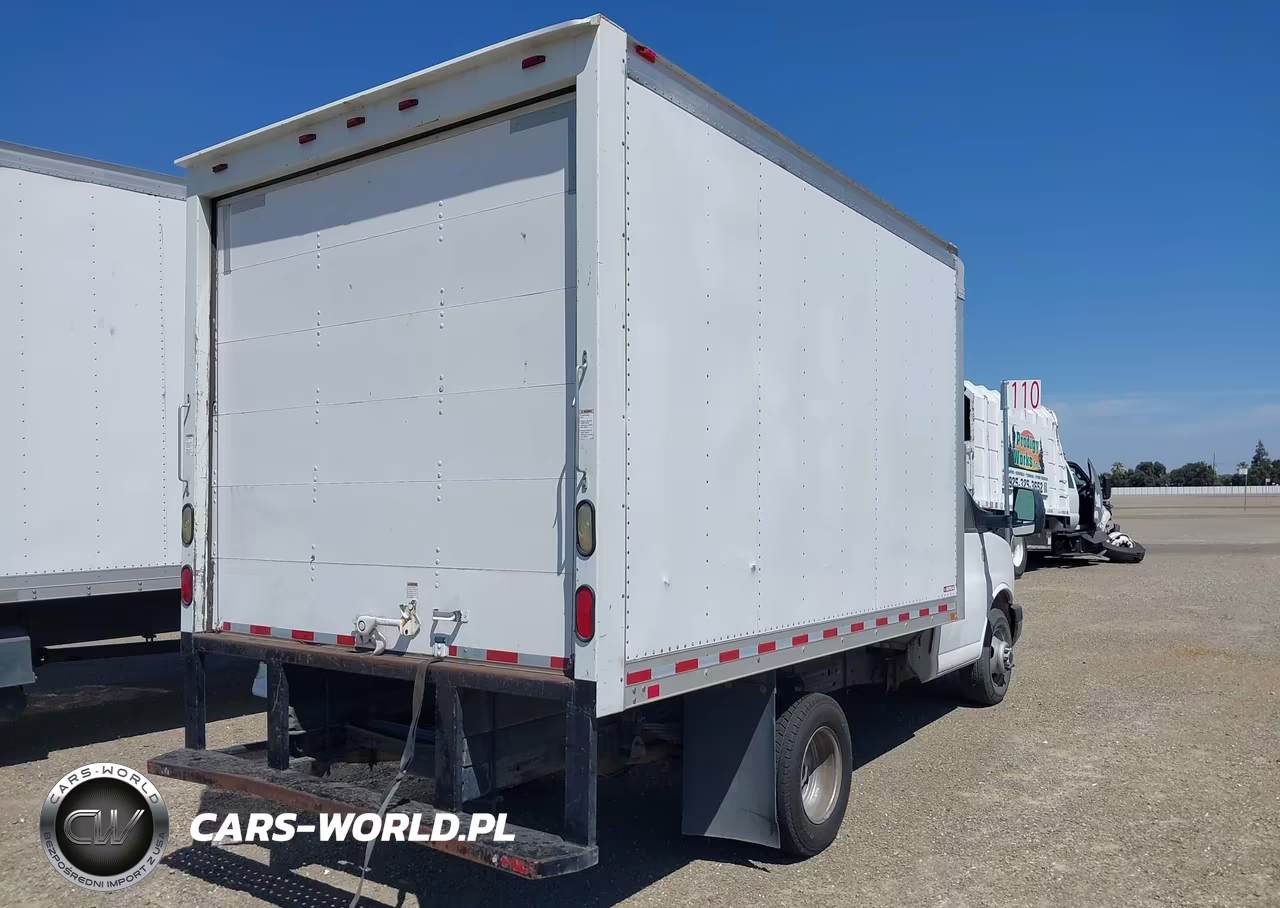 2016 GMC Savana Cutaway 3500 VIN:1GD37RCG6G1269299 - 4